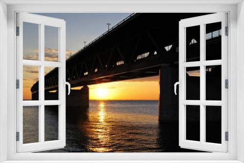 Fototapeta Naklejka Na Ścianę Okno 3D - Oresund's bridge at the sunset