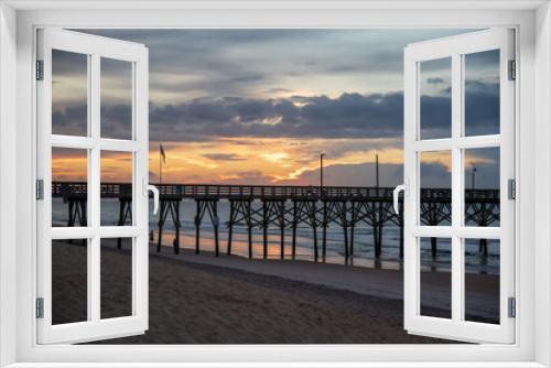 Fototapeta Naklejka Na Ścianę Okno 3D - Surf City Pier
