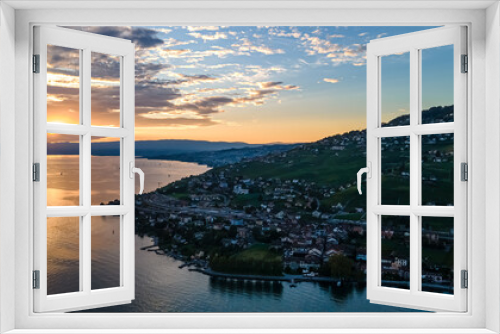 Fototapeta Naklejka Na Ścianę Okno 3D - Sunset time in Lavaux, Switzerland.