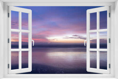 Fototapeta Naklejka Na Ścianę Okno 3D - sunrise over the sea