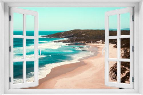 Fototapeta Naklejka Na Ścianę Okno 3D - Deserted beach, pure white sand, blue and turquoise water, Western Australia