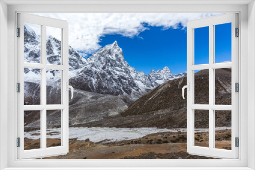 Fototapeta Naklejka Na Ścianę Okno 3D - View on the way to Everest base camp. Nepal