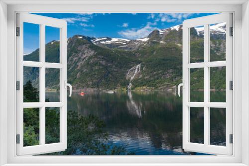 Fototapeta Naklejka Na Ścianę Okno 3D - Breathtaking landscapes along the Hardanger fjord and its inner branches, in the traditional Hardanger district of Vestland in Norway.