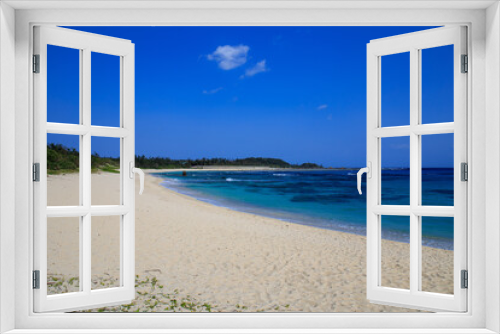 Fototapeta Naklejka Na Ścianę Okno 3D - 常夏の島の白い砂浜