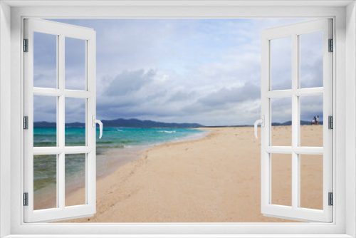 Fototapeta Naklejka Na Ścianę Okno 3D - 沖縄県 離島 久米島 はての浜の風景写真