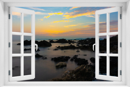 Fototapeta Naklejka Na Ścianę Okno 3D - 소나무와 바다