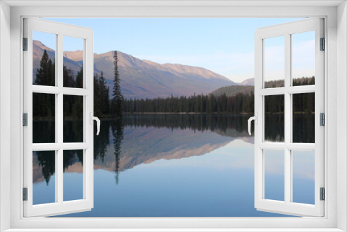 Fototapeta Naklejka Na Ścianę Okno 3D - Reflections - Lake Beauvert, Jasper National Park, Alberta, Canada.