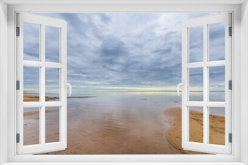 Fototapeta Naklejka Na Ścianę Okno 3D - Breathtaking view on Nature by Lake Peipus, Estonia, the 5th largest lake in Europe