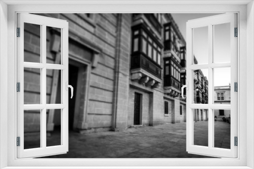 Fototapeta Naklejka Na Ścianę Okno 3D - Valletta Malta in black and white.