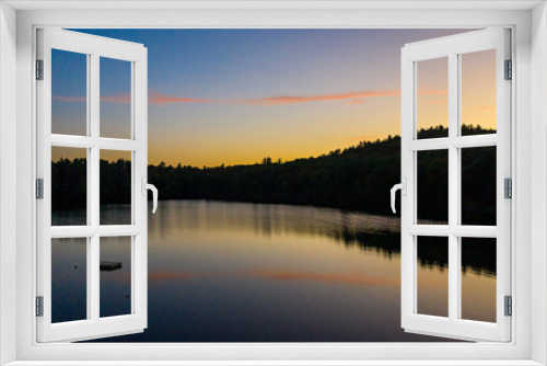 Fototapeta Naklejka Na Ścianę Okno 3D - Lake Sunrise