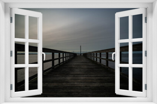 Fototapeta Naklejka Na Ścianę Okno 3D - Sunset at the Pier 