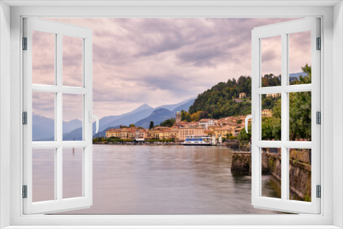 Fototapeta Naklejka Na Ścianę Okno 3D - Village of Bellagio on Lake Como