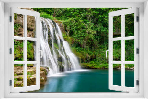 Fototapeta Naklejka Na Ścianę Okno 3D - Waterfall in nature