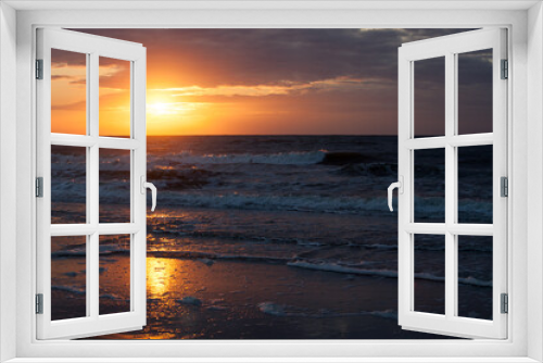 Fototapeta Naklejka Na Ścianę Okno 3D - Sunrise over the Ocean