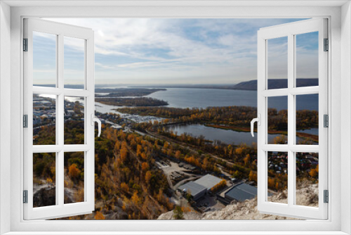 Fototapeta Naklejka Na Ścianę Okno 3D - View from the Falcon Mountains to the Volga River and the suburbs of the city of Samara