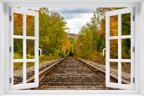 Fototapeta Naklejka Na Ścianę Okno 3D - railroad in autumn