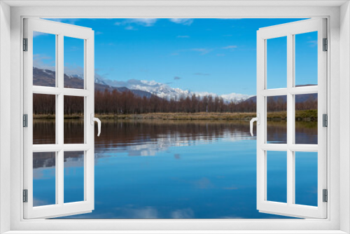 Fototapeta Naklejka Na Ścianę Okno 3D - Autumn scenery photography picture of snow-capped mountains, forests and lakes