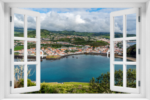 Fototapeta Naklejka Na Ścianę Okno 3D - Azores, Island of Faial, view of the town of Horta. 