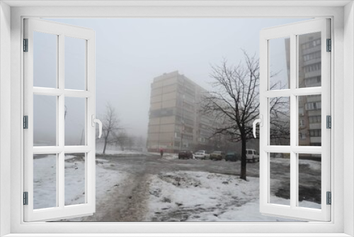 Fototapeta Naklejka Na Ścianę Okno 3D - Winter fog approached the city of Kyiv