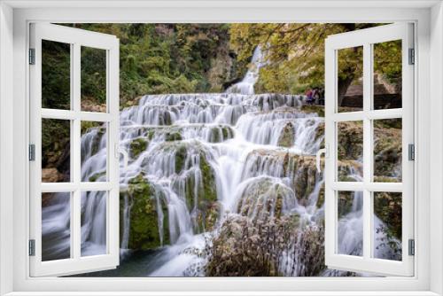 Fototapeta Naklejka Na Ścianę Okno 3D - Orbaneja waterfall, Orbaneja del Castillo, Burgos, Spain