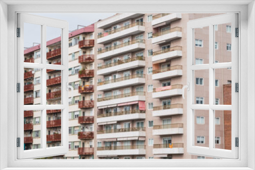 Fototapeta Naklejka Na Ścianę Okno 3D - Working class housing in Barcelona, ​​speculation, gentrification