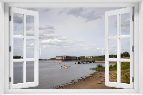 Fototapeta Naklejka Na Ścianę Okno 3D - Uglich. Cruise ship on the Volga. Before a storm