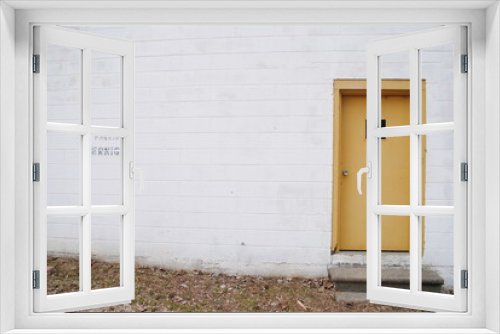 Fototapeta Naklejka Na Ścianę Okno 3D - yellow door