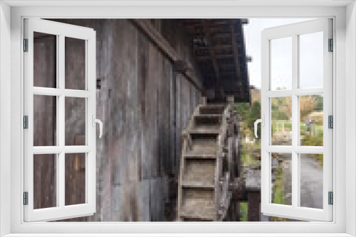 Fototapeta Naklejka Na Ścianę Okno 3D - Rueda hidráulica