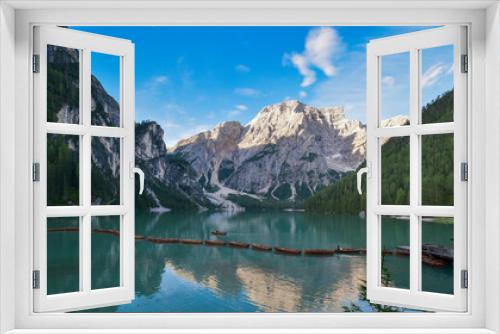 Fototapeta Naklejka Na Ścianę Okno 3D - Lago Braies