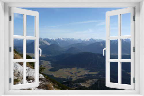 Fototapeta Naklejka Na Ścianę Okno 3D - Mountain hiking tour to mountain Hohe Munde in Tyrol, Austria