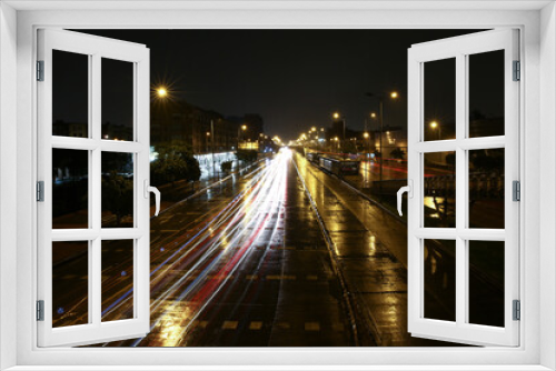 Fototapeta Naklejka Na Ścianę Okno 3D - traffic on highway at night