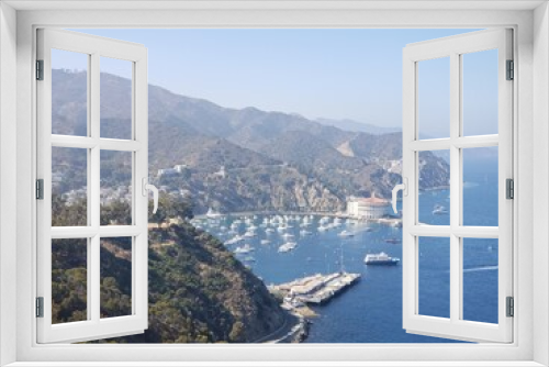 Fototapeta Naklejka Na Ścianę Okno 3D - Catalina Island coast port