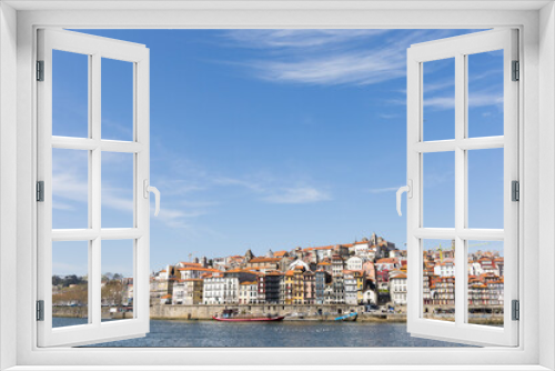 Fototapeta Naklejka Na Ścianę Okno 3D - Porto, Portugal. View of Porto town from the banks of the Douro.