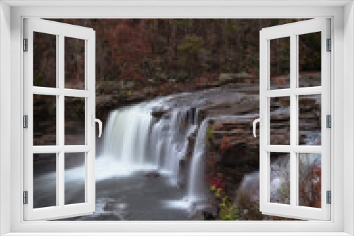 Fototapeta Naklejka Na Ścianę Okno 3D - Little River Falls in the Mountains