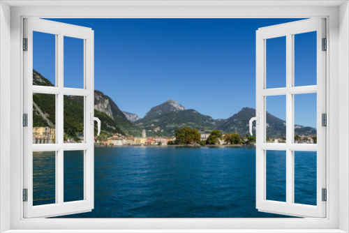 Fototapeta Naklejka Na Ścianę Okno 3D - Jezioro Garda - Włochy