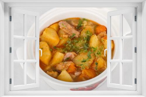 Fototapeta Naklejka Na Ścianę Okno 3D - Home-made roast beef with potatoes. Serving in a white saucepan