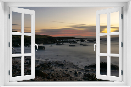 Fototapeta Naklejka Na Ścianę Okno 3D - Sunset  and red skies over Shell Bay.