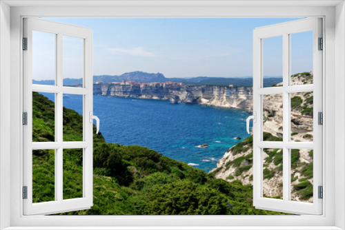 Fototapeta Naklejka Na Ścianę Okno 3D - Bay and citadel of Banifacio in Corsica coast     