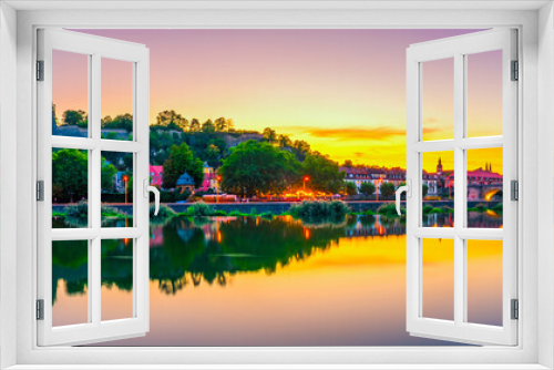 Fototapeta Naklejka Na Ścianę Okno 3D - Sunset panorama of Marienberg Fortress and the old Bridge in  Wurzburg, Bavaria, Germany