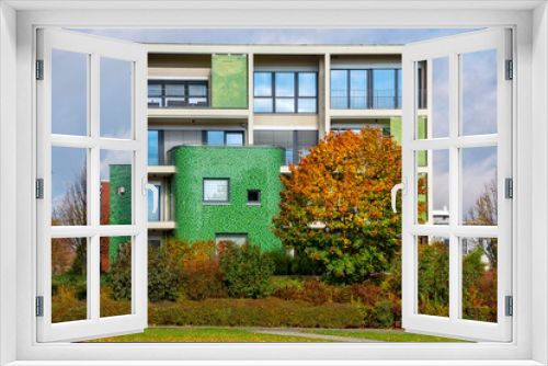 Fototapeta Naklejka Na Ścianę Okno 3D - Die Fassade eines modernen Wohnhauses