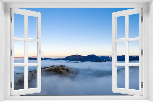 Fototapeta Naklejka Na Ścianę Okno 3D - Grey mist covered the mountain hils