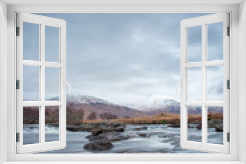 Fototapeta Naklejka Na Ścianę Okno 3D - Winter River Scape