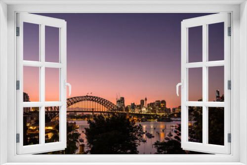 Fototapeta Naklejka Na Ścianę Okno 3D - Sydney harbour and city at dawn