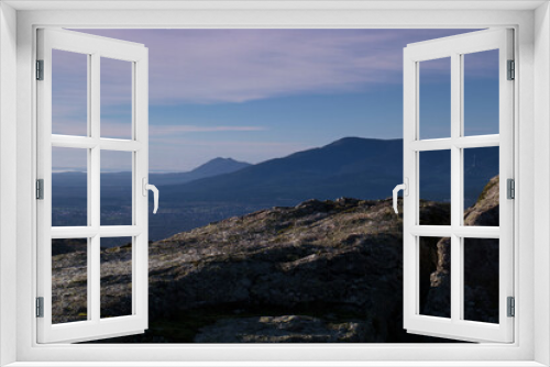 Fototapeta Naklejka Na Ścianę Okno 3D - krajobraz góry las drzewa natura 