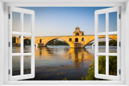 Fototapeta Naklejka Na Ścianę Okno 3D - Pont Saint-Bénézet, the famous bridge over the river Rhone in Avignon, Provence, France
