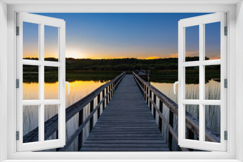 Fototapeta Naklejka Na Ścianę Okno 3D - Prairie Lake at Sunset