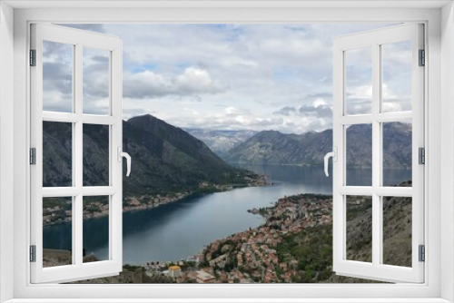 Fototapeta Naklejka Na Ścianę Okno 3D - Bucht von Kotor