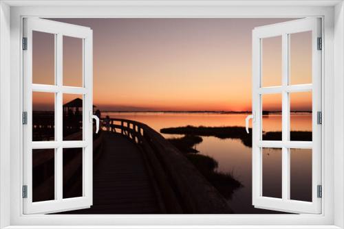 Fototapeta Naklejka Na Ścianę Okno 3D - Sunset on the Pier