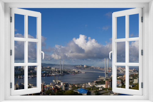 Fototapeta Naklejka Na Ścianę Okno 3D - Vladivostok cityscape at daylight view.