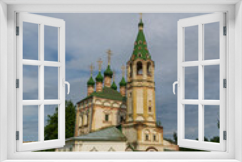 Fototapeta Naklejka Na Ścianę Okno 3D - Russina Orhodox Holy Trinity Church (Troitskaya Tserkov') in Serpukhov Russia. Travel and History.